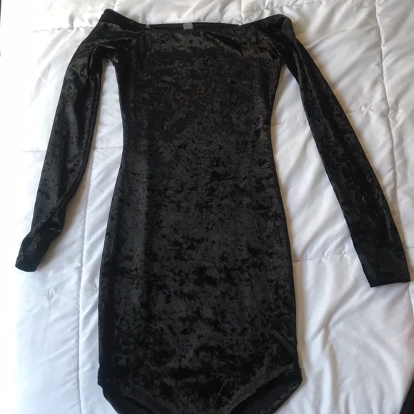 Dresses & Skirts - May Pink Velvet dress